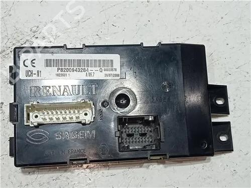 Used Electronic module RENAULT MASTER III Van (FV) 2.3 dCi 100 RWD (FV0B, FV0H, FV0K) (101 hp) 23915207