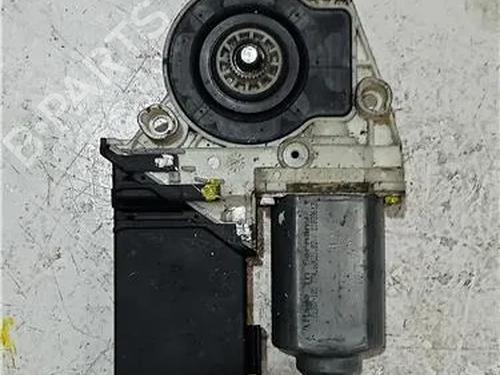 Rudehejsemotor forskærm venstre SEAT TOLEDO II (1M2) 1.9 TDI (110 hp) 23913283