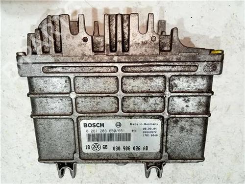 Elektronisk modul VW GOLF III Variant (1H5) 2.0 (115 hp) 23930164