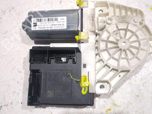 Left front window motor SEAT LEON (1P1) 1.6 TDI | BP23928365E21 