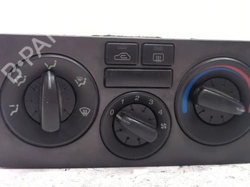 Used Climate control Climate control HYUNDAI ELANTRA III (XD) 2.0 CRDi (113 hp) 40260136 40260136