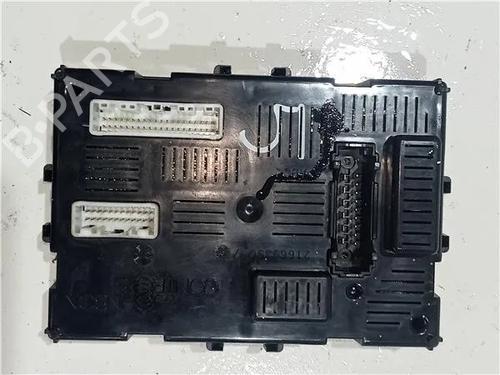 Annen RENAULT CLIO III Grandtour (KR0/1_) 1.2 16V (KR0P) (101 hp) 23924151