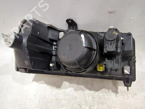 Left headlight LAND ROVER FREELANDER I (L314) 2.0 Td4 4x4 | BP28717356C28