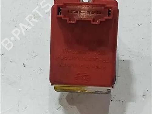 Used Heater resistor AUDI A4 B5 Avant (8D5) 1.9 TDI (110 hp) 23914489