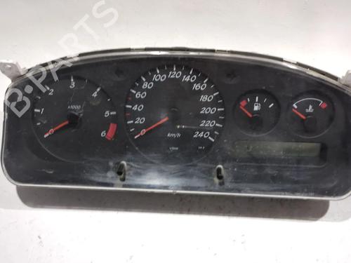 Used Instrument cluster NISSAN PRIMERA (P11) 2.0 TD (90 hp) 24358279