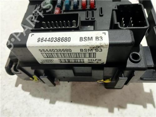 Fuse box CITROËN XSARA PICASSO (N68) 1.6 HDi | BP23928861E1 