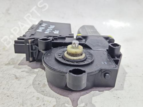 Right front window motor AUDI A4 B7 (8EC) 2.0 TDI 16V | BP32417075E20