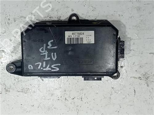 Used Electronic module FIAT STILO (192_) 1.9 JTD (192_XE1A) (115 hp) 23915006