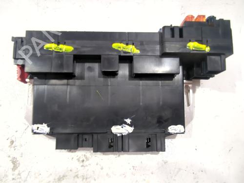 Used Fuse box Fuse box MERCEDES-BENZ S-CLASS (W220, V220) S 430, S 430 L (220.070, 220.170) (279 hp) 36766632 36766632