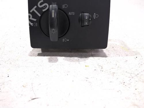 Used Switch FORD FIESTA V Van 1.4 TDCi (68 hp) 23928106
