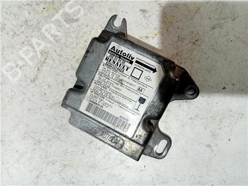 Used ECU airbags RENAULT MEGANE I Classic (LA0/1_) 1.9 dTi (LA1U) (80 hp) 23929375