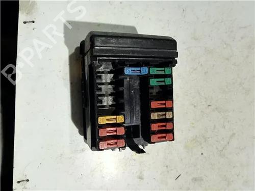 Used Fuse box Fuse box 23929006 23929006