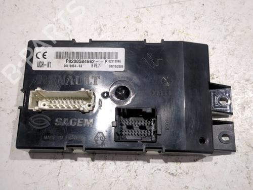 Sikringsdose RENAULT MASTER II Van (FD) 2.5 dCi 100 (FD0U, FD0V, FD3U, FD3V, FD8U, FD8V) | BP24202237E1 