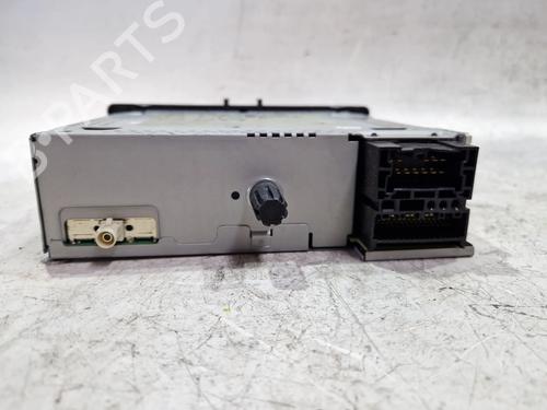 Radio RENAULT MEGANE III Hatchback (BZ0/1_, B3_) 1.6 16V (BZ0H) | BP29525657E6