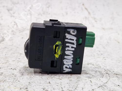 Headlight adjuster motor NISSAN PATHFINDER III (R51) 2.5 dCi 4WD | BP30410961E19