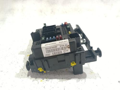 Used Fuse box Fuse box 38725223 38725223