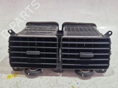 Difusor / Saída de ar Difusor / Saída de ar KIA SPORTAGE II (JE_, KM_) 2.0 CRDi (140 hp) 36532952 36532952