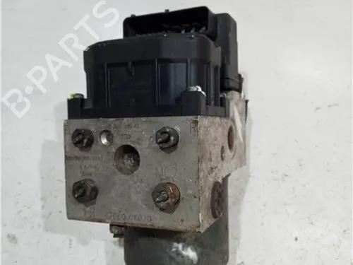 Used ABS pump NISSAN TERRANO II (R20) 2.7 TD 4WD (101 hp) 23908748