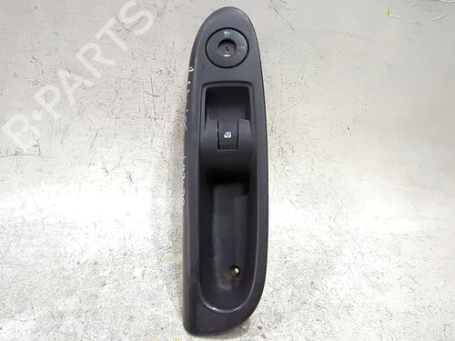 Høyre Foran elrute bryter RENAULT CLIO II (BB_, CB_) 1.5 dCi (B/CB03) 8200084005