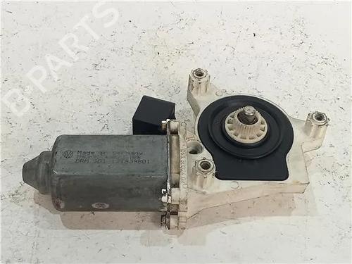 Rudehejsemotor forskærm venstre VW GOLF IV (1J1) 1.4 16V (75 hp) 23911744