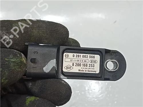 Used Electronic sensor RENAULT MEGANE III Hatchback (BZ0/1_, B3_) 1.5 dCi (86 hp) 23915040