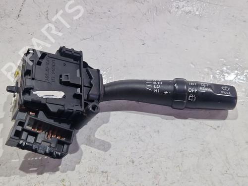 Used Switch Switch TOYOTA AVENSIS (_T25_) 2.0 D-4D (CDT250_, CDT250R) (116 hp) 33618078 33618078