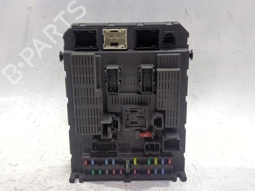 Used Fuse box Fuse box CITROËN C8 (EA_, EB_) 2.2 HDi (128 hp) 39987688 39987688