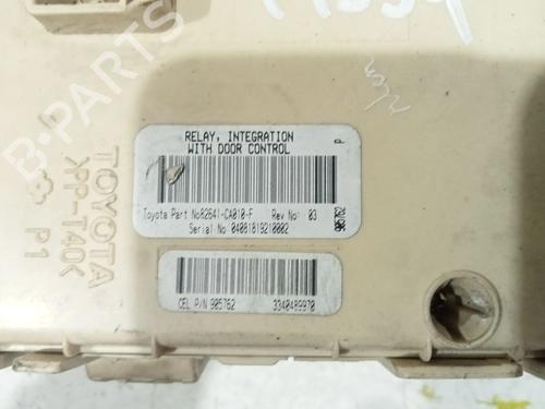 Fuse box TOYOTA AVENSIS (_T25_) 2.0 D-4D (CDT250_, CDT250R) | BP27338295E1 