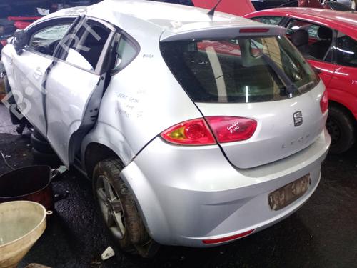 Right front window motor SEAT LEON (1P1) 1.6 TDI | BP31871319E20 