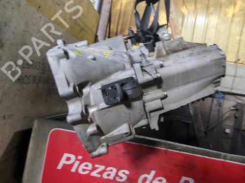 Gearbox PEUGEOT 5008 (0U_, 0E_) 2.0 HDi 150 / BlueHDi 150 | BP30393181M3