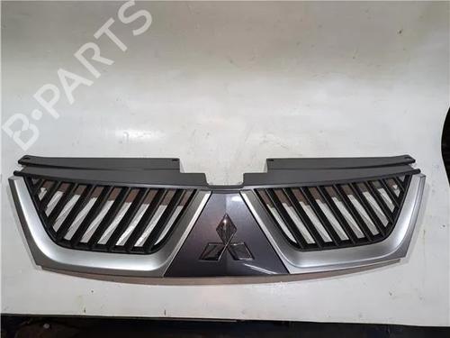 Used Grille MITSUBISHI OUTLANDER II (CW_W) 2.0 DI-D (CW8W) (140 hp) 23924015