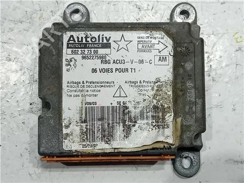 Airbag module PEUGEOT 206 Hatchback (2A/C) 1.4 HDi eco 70 (68 hp) 23916334