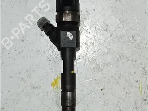 Spreder / Dyse RENAULT LAGUNA II (BG0/1_) 1.9 dCi (BG1A, BG1V) (130 hp) 23913282