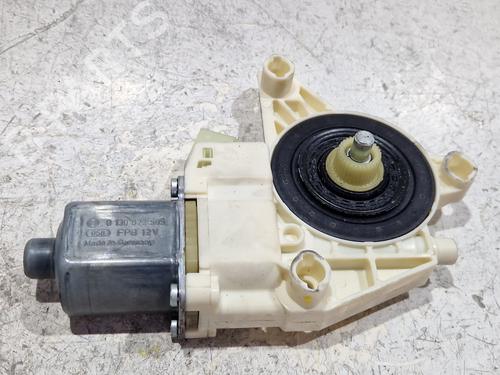 Used Left rear window motor MERCEDES-BENZ C-CLASS (W204) C 200 CDI (204.001) (136 hp) 30684810