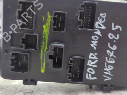 Fuse box FORD MONDEO III (B5Y) 2.0 16V TDDi / TDCi | BP39950082E1 - Image 8