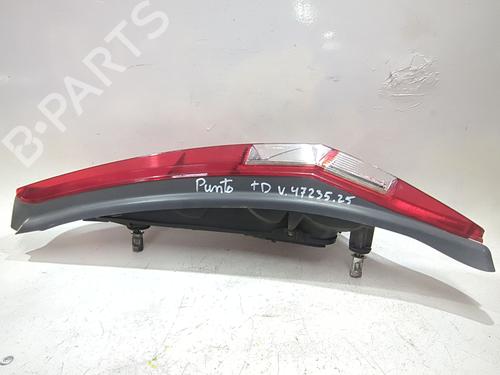 Right taillight FIAT PUNTO (188_) 1.2 60 (188.030, .050, .130, .150, .230, .250) | BP27311602C35 