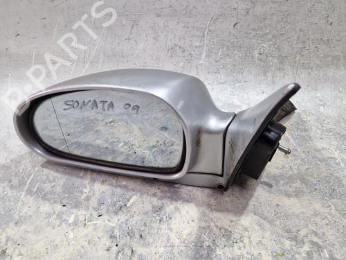 Used Left mirror HYUNDAI SONATA IV (EF) 2.5 V6 24V (160 hp) 29876608