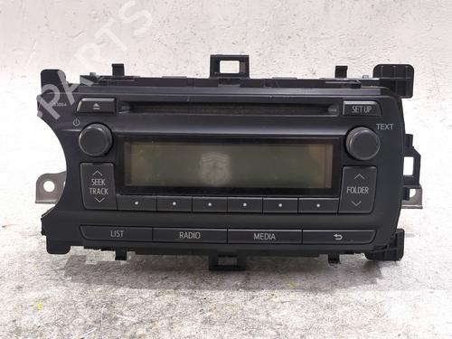 Used Radio Radio TOYOTA YARIS (_P13_) 1.0 (KSP130) (72 hp) 34264738 34264738