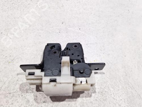 Used Tailgate lock RENAULT CLIO III Grandtour (KR0/1_) 1.2 16V (KR0P) (101 hp) 29383841