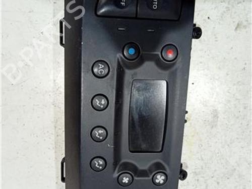 Used Climate control RENAULT CLIO II (BB_, CB_) 1.5 dCi (B/CB07) (65 hp) 23929818