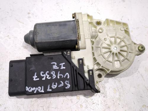 Used Left front window motor Left front window motor SEAT TOLEDO II (1M2) 1.6 (100 hp) 32697741 32697741