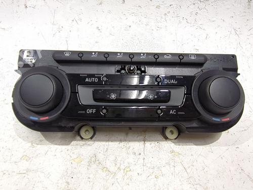 climate-control-seat-leon-1p1-2005-2006-2007-2008-2009-2010-2011-2012-2013-32697768 main image