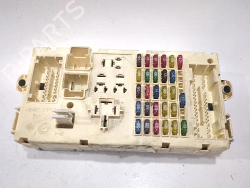 Zekeringkast FIAT STILO (192_) 1.9 JTD (192_XE1A) | BP26672502E1 