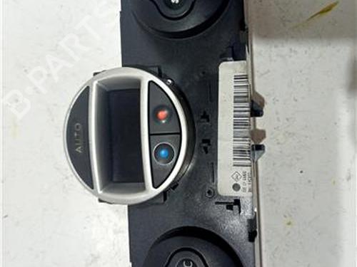 Used Climate control RENAULT CLIO III Grandtour (KR0/1_) 1.2 16V (KR0P) (101 hp) 23932344