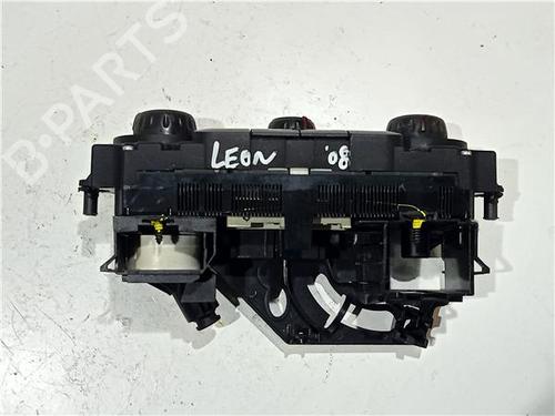Used Climate control SEAT LEON (1P1) 2.0 TDI 16V (140 hp) 23932562