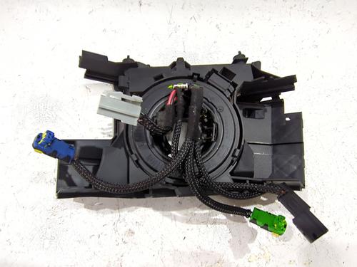 squib-airbag-renault-clio-iii-br01-cr01-2005-2006-2007-2008-2009-2010-2011-2012-2013-2014-32417048 main image