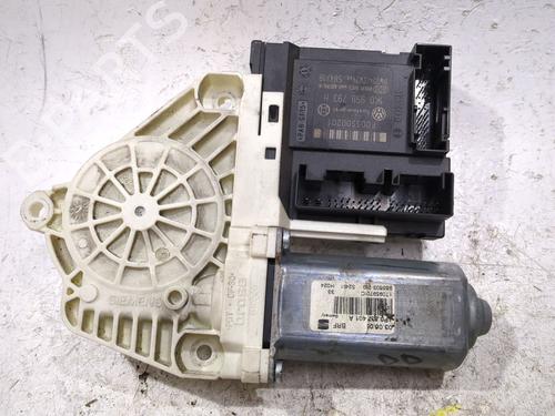 Used Left front window motor Left front window motor SEAT LEON (1P1) 2.0 TDI 16V (140 hp) 33619093 33619093