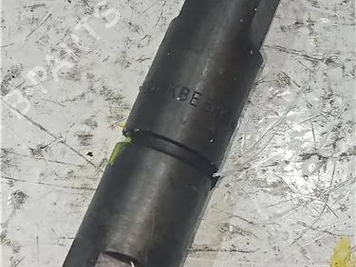 Used Injector RENAULT MASTER II Platform/Chassis (ED/HD/UD) 2.5 dCi (ED01, ED02, ED41, ED42, ED81, ED82, ED91, ED92,... (120 hp) 23913739