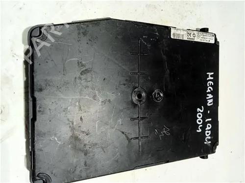 Fuse box RENAULT MEGANE II Saloon (LM0/1_) 1.5 dCi (LM1E) | BP23928757E1 - Image 2