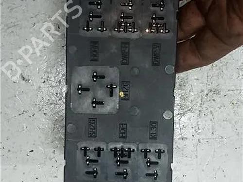 Fuse box SEAT ALTEA (5P1) 1.6 | BP23914972E1 - Image 3